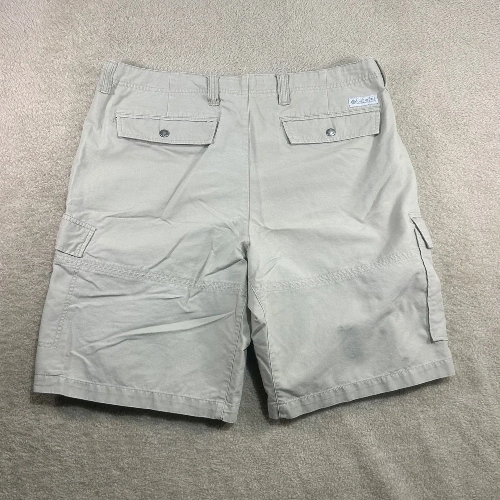 Columbia Sportswear Company Mens Cargo Shorts Khaki Size 38 11‎ Inch Inseam